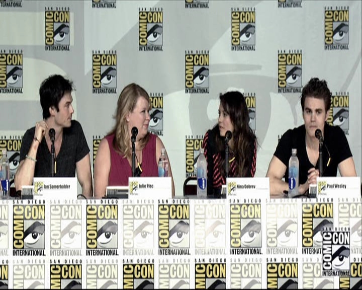 VampireDiariesWorld-dot-org_2013ComicConPanel0360.jpg