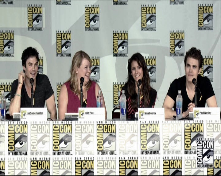 VampireDiariesWorld-dot-org_2013ComicConPanel0375.jpg