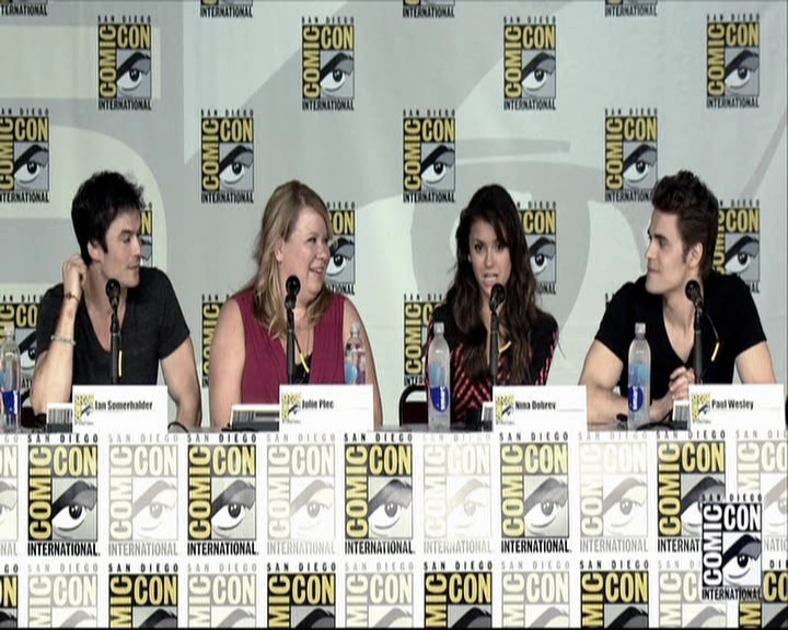 VampireDiariesWorld-dot-org_2013ComicConPanel0377.jpg