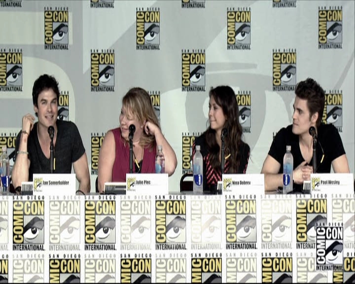 VampireDiariesWorld-dot-org_2013ComicConPanel0382.jpg