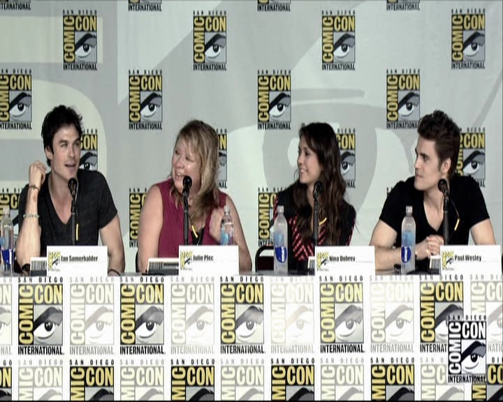 VampireDiariesWorld-dot-org_2013ComicConPanel0383.jpg VampireDiariesWorld-dot-org_2013ComicConPanel0383.jpg