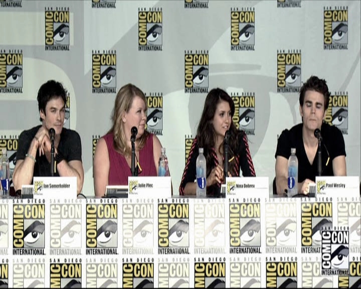 VampireDiariesWorld-dot-org_2013ComicConPanel0434.jpg