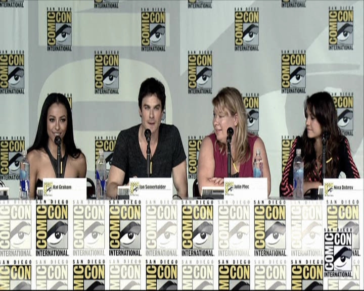 VampireDiariesWorld-dot-org_2013ComicConPanel0700.jpg