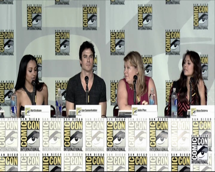 VampireDiariesWorld-dot-org_2013ComicConPanel0724.jpg VampireDiariesWorld-dot-org_2013ComicConPanel0724.jpg