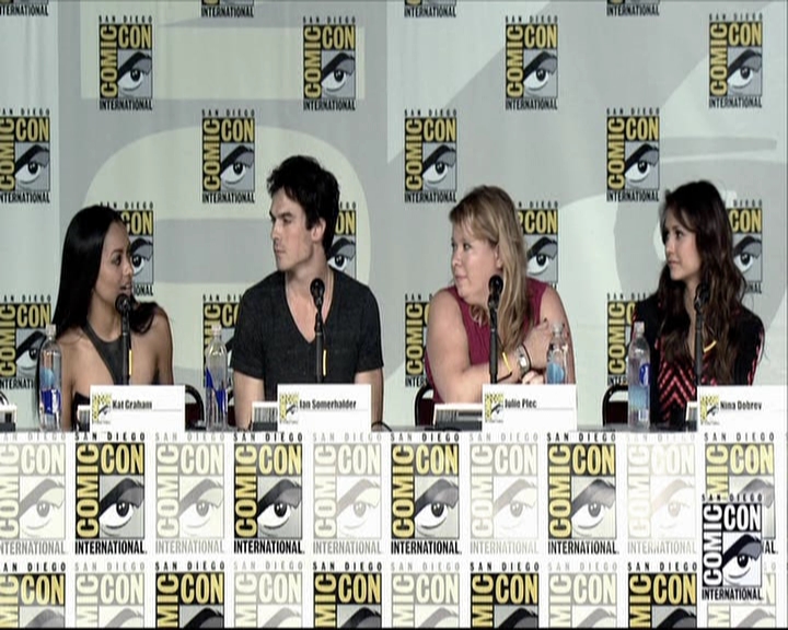 VampireDiariesWorld-dot-org_2013ComicConPanel0727.jpg