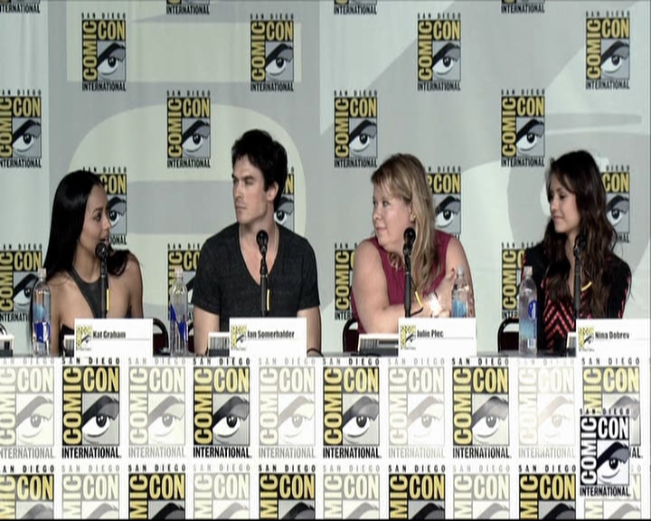 VampireDiariesWorld-dot-org_2013ComicConPanel0728.jpg