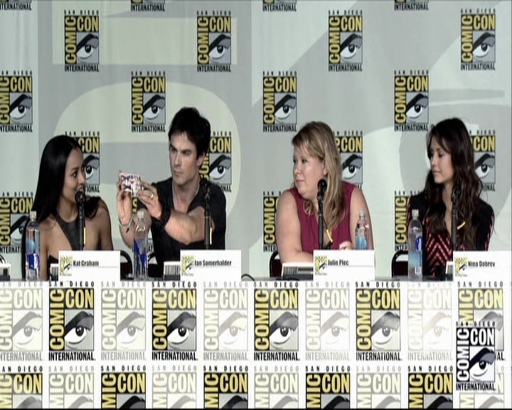 VampireDiariesWorld-dot-org_2013ComicConPanel0748.jpg
