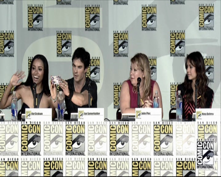 VampireDiariesWorld-dot-org_2013ComicConPanel0750.jpg