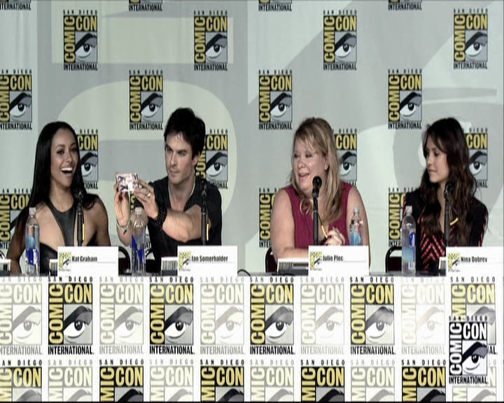 VampireDiariesWorld-dot-org_2013ComicConPanel0751.jpg