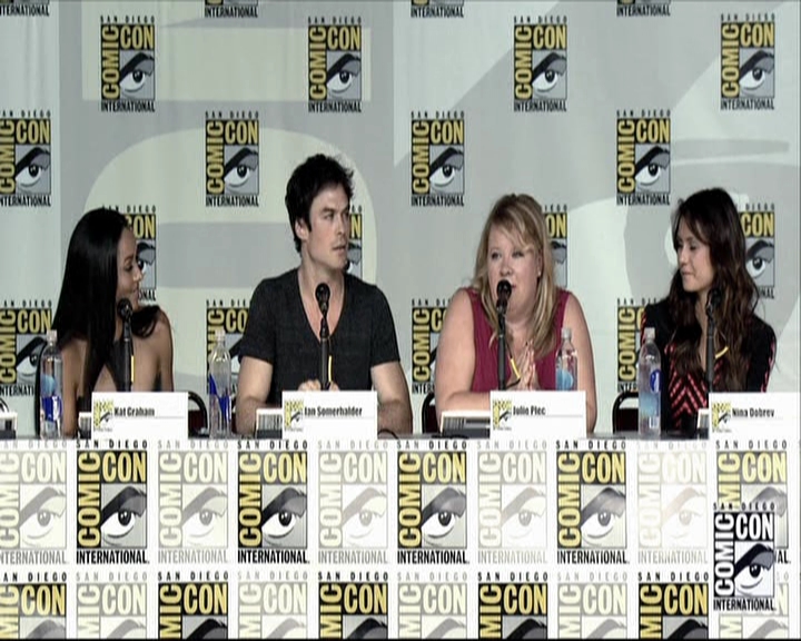VampireDiariesWorld-dot-org_2013ComicConPanel0755.jpg