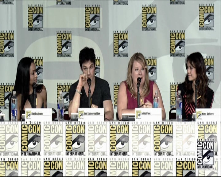 VampireDiariesWorld-dot-org_2013ComicConPanel0761.jpg