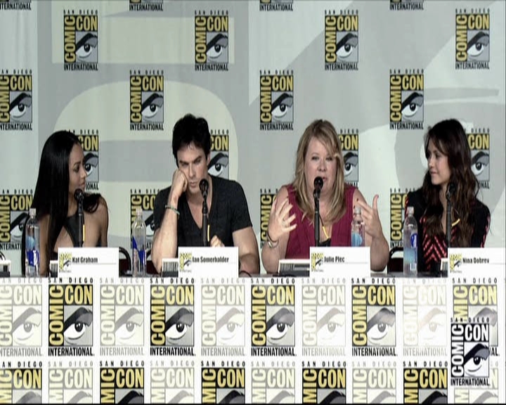 VampireDiariesWorld-dot-org_2013ComicConPanel0764.jpg