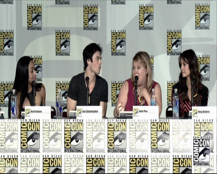 VampireDiariesWorld-dot-org_2013ComicConPanel0774.jpg