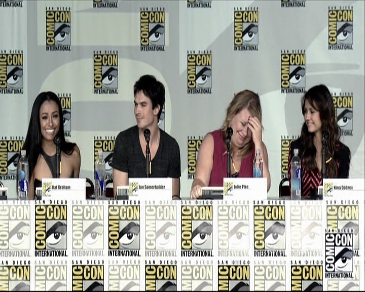 VampireDiariesWorld-dot-org_2013ComicConPanel0786.jpg