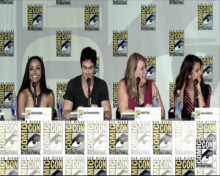 VampireDiariesWorld-dot-org_2013ComicConPanel0812.jpg VampireDiariesWorld-dot-org_2013ComicConPanel0812.jpg