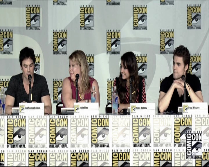 VampireDiariesWorld-dot-org_2013ComicConPanel0837.jpg