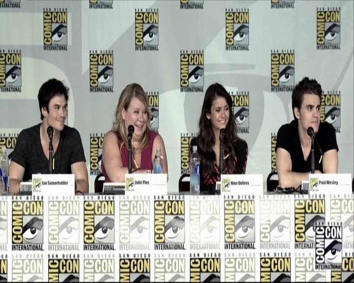 VampireDiariesWorld-dot-org_2013ComicConPanel0858.jpg VampireDiariesWorld-dot-org_2013ComicConPanel0858.jpg