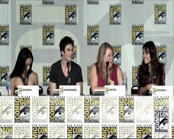 VampireDiariesWorld-dot-org_2013ComicConPanel1063.jpg