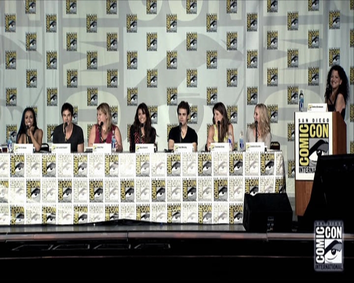 VampireDiariesWorld-dot-org_2013ComicConPanel1117.jpg