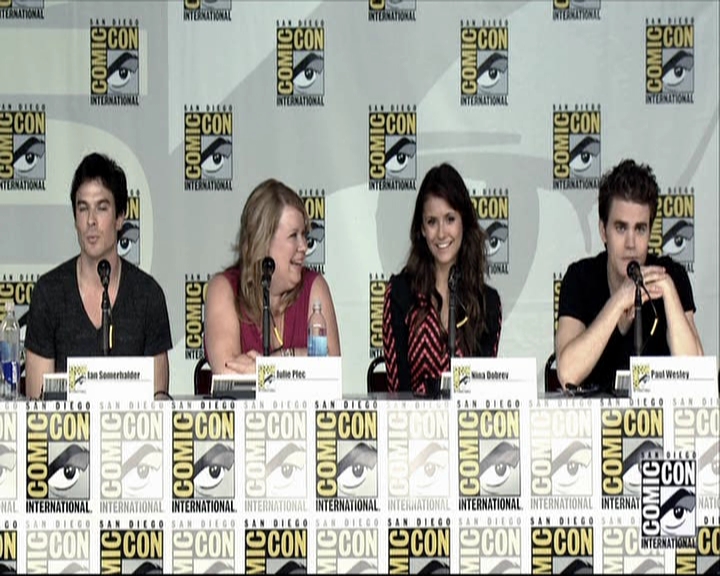 VampireDiariesWorld-dot-org_2013ComicConPanel1220.jpg