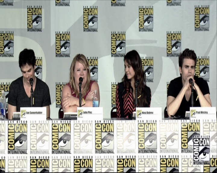 VampireDiariesWorld-dot-org_2013ComicConPanel1230.jpg
