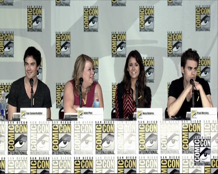 VampireDiariesWorld-dot-org_2013ComicConPanel1240.jpg