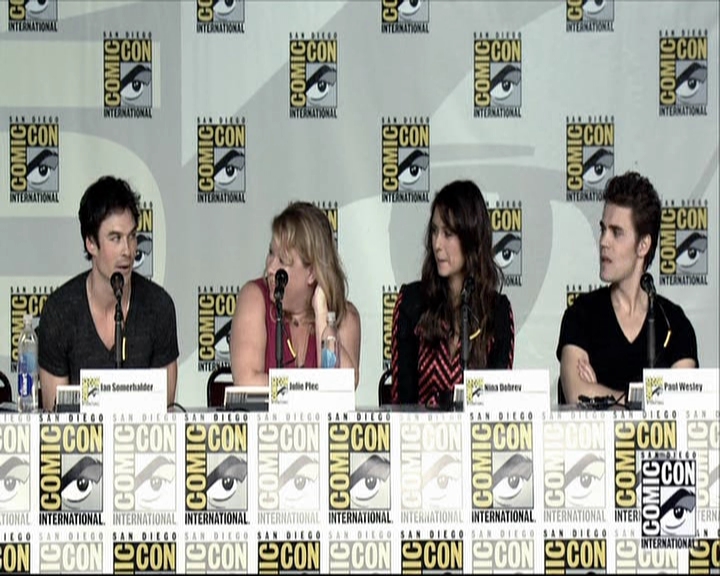 VampireDiariesWorld-dot-org_2013ComicConPanel1415.jpg