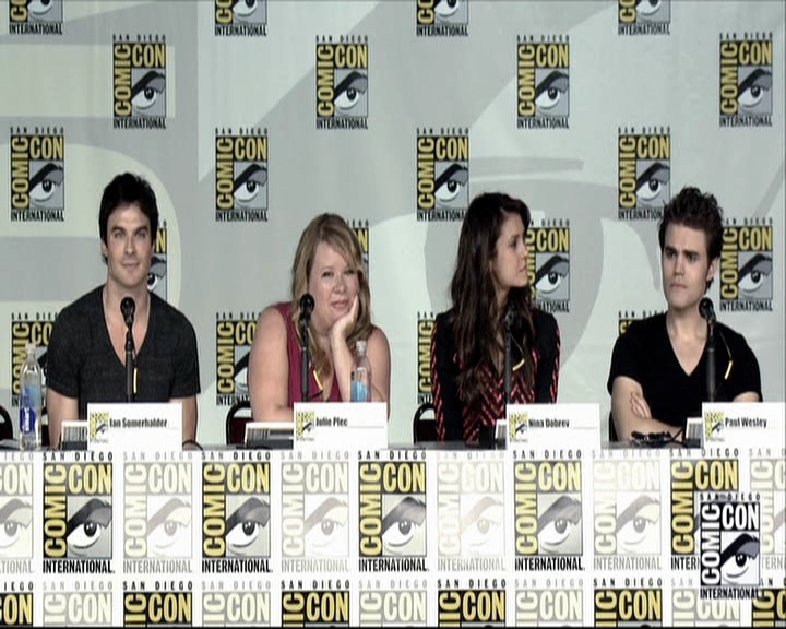 VampireDiariesWorld-dot-org_2013ComicConPanel1420.jpg