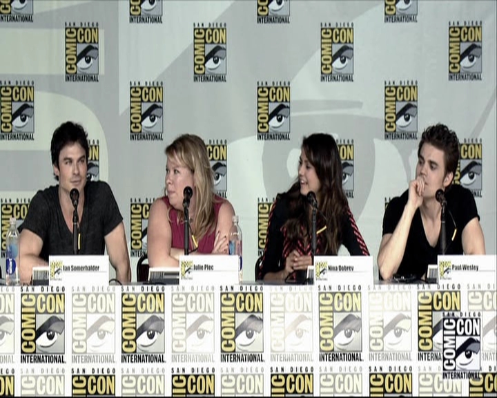 VampireDiariesWorld-dot-org_2013ComicConPanel1517.jpg