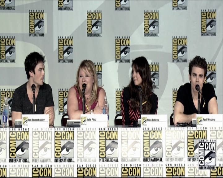 VampireDiariesWorld-dot-org_2013ComicConPanel1552.jpg