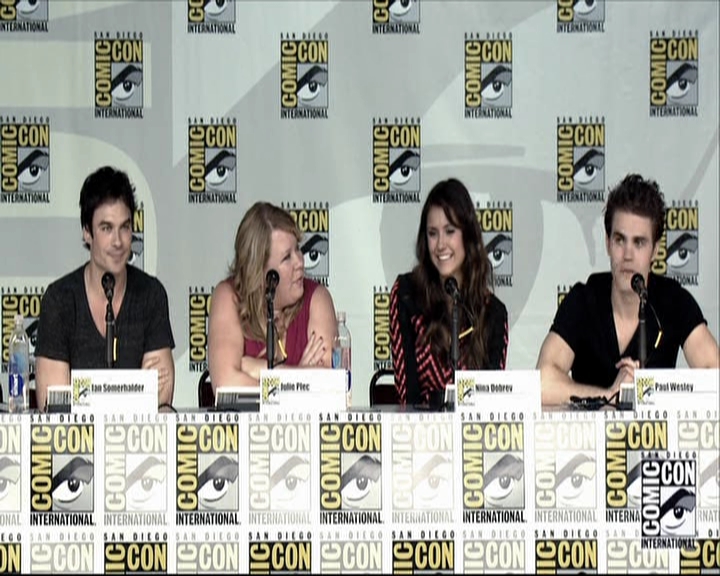 VampireDiariesWorld-dot-org_2013ComicConPanel1587.jpg