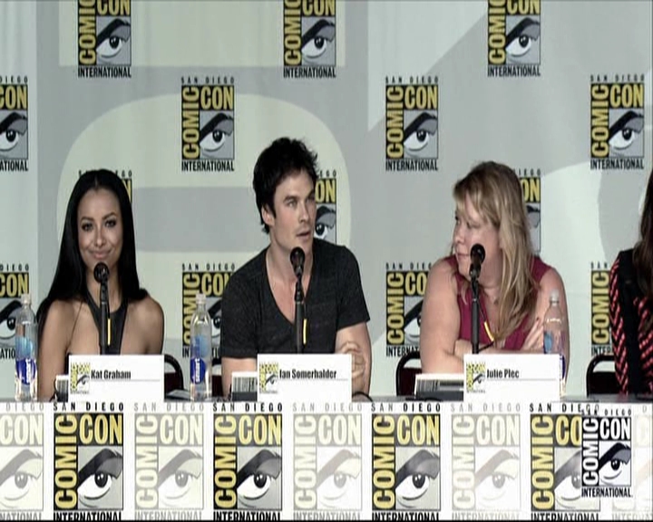 VampireDiariesWorld-dot-org_2013ComicConPanel1595.jpg