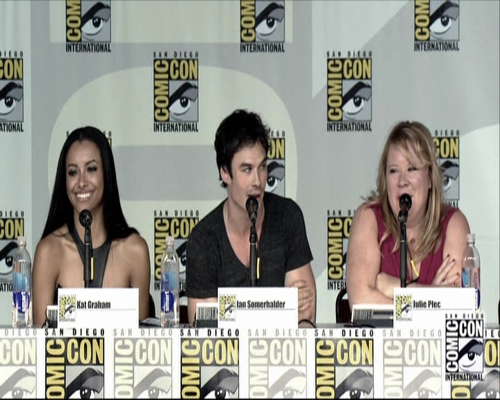 VampireDiariesWorld-dot-org_2013ComicConPanel1616.jpg