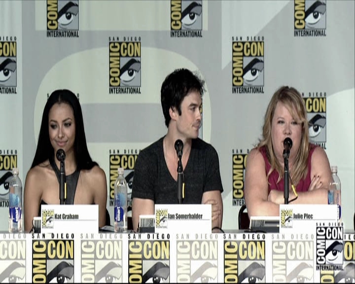 VampireDiariesWorld-dot-org_2013ComicConPanel1620.jpg