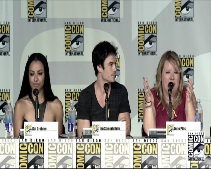 VampireDiariesWorld-dot-org_2013ComicConPanel1621.jpg