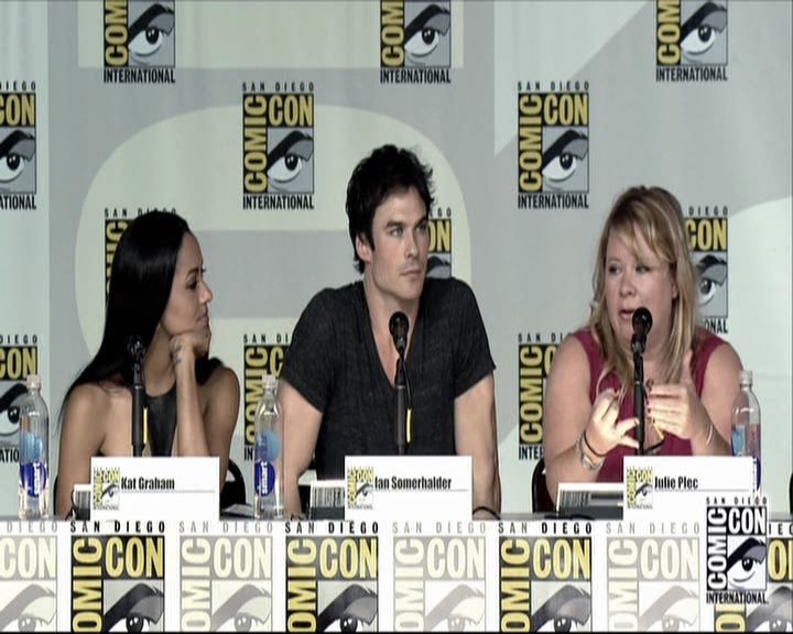 VampireDiariesWorld-dot-org_2013ComicConPanel1625.jpg