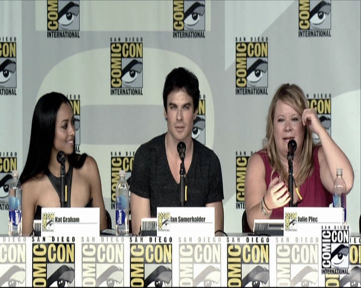 VampireDiariesWorld-dot-org_2013ComicConPanel1637.jpg