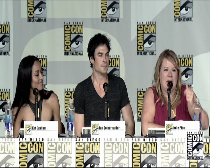 VampireDiariesWorld-dot-org_2013ComicConPanel1656.jpg