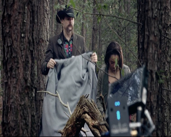 VampireDiariesWorld-dot-org_S5-ADayInTheAfterlifeWithKatGraham0029.jpg