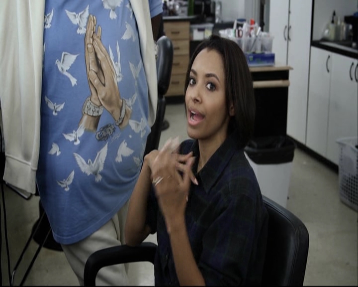 VampireDiariesWorld-dot-org_S5-ADayInTheAfterlifeWithKatGraham0106.jpg