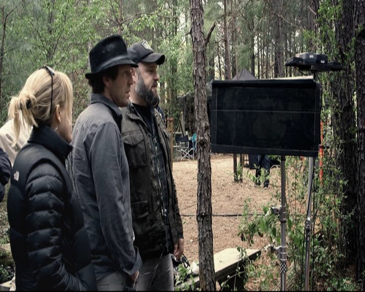VampireDiariesWorld-dot-org_S5-ADayInTheAfterlifeWithKatGraham0304.jpg