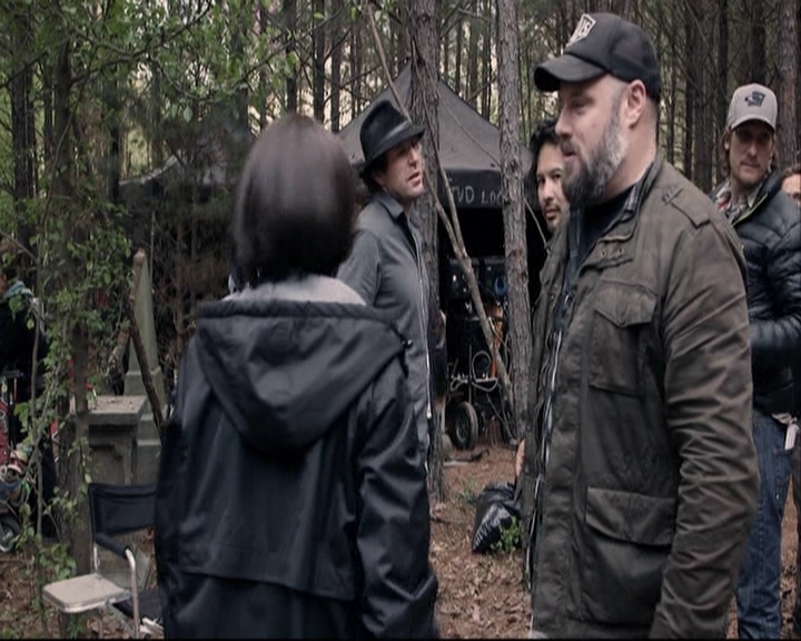 VampireDiariesWorld-dot-org_S5-ADayInTheAfterlifeWithKatGraham0328.jpg
