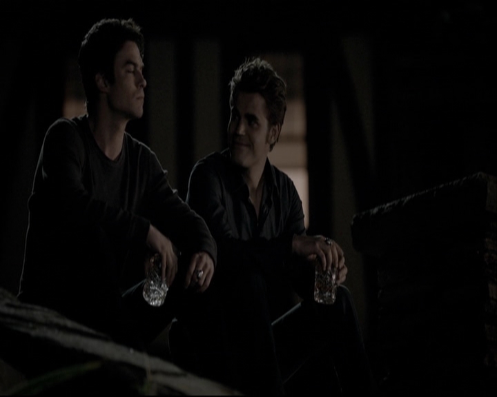 VampireDiariesWorld-dot-org_S5-ADayInTheAfterlifeWithKatGraham0331.jpg