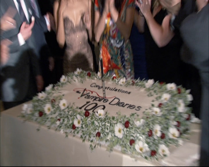 VampireDiariesWorld-dot-org_S5-IKnowWhatYouDid---InTheLast100Episodes0046.jpg