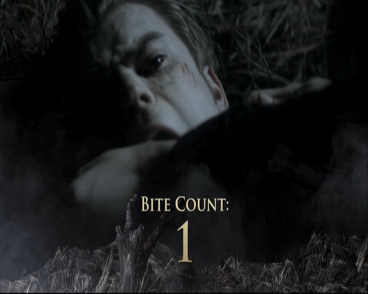 VampireDiariesWorld-dot-org_S5-IKnowWhatYouDid---InTheLast100Episodes0099.jpg