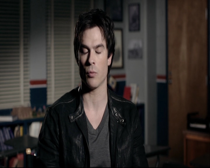 VampireDiariesWorld-dot-org_S5-IKnowWhatYouDid---InTheLast100Episodes0127.jpg