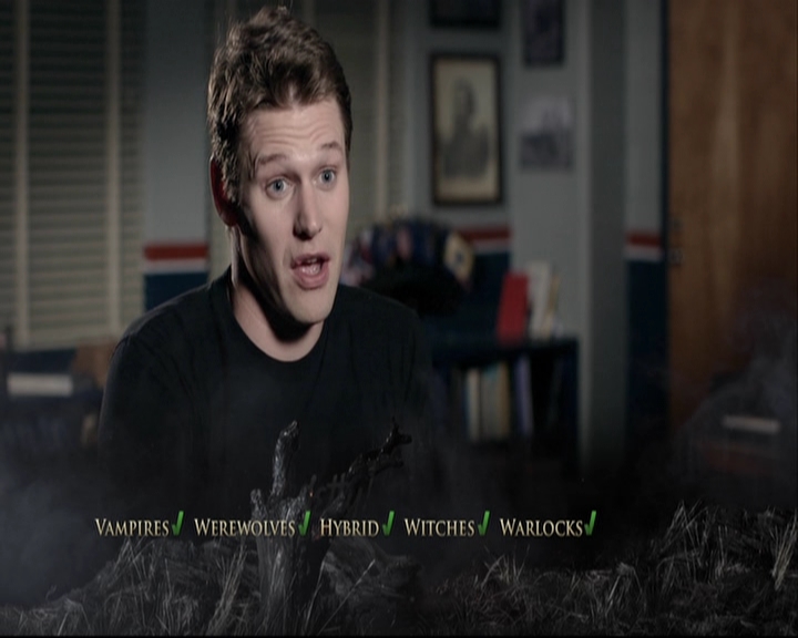 VampireDiariesWorld-dot-org_S5-IKnowWhatYouDid---InTheLast100Episodes0163.jpg