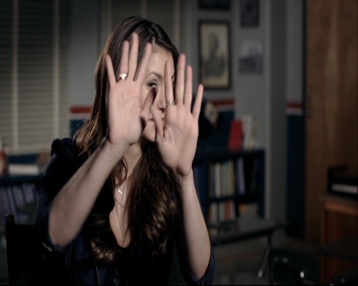 VampireDiariesWorld-dot-org_S5-IKnowWhatYouDid---InTheLast100Episodes0222.jpg