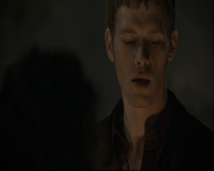 VampireDiariesWorld-dot-org_S5-IKnowWhatYouDid---InTheLast100Episodes0359.jpg