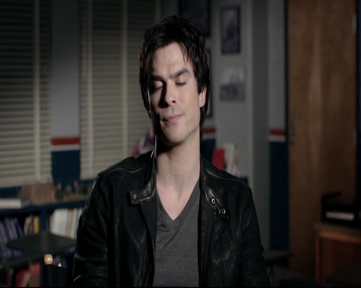 VampireDiariesWorld-dot-org_S5-IKnowWhatYouDid---InTheLast100Episodes0373.jpg